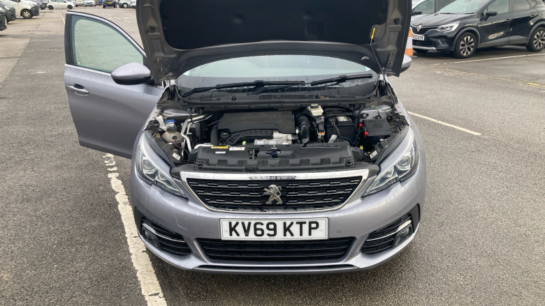 Peugeot 308 1.2 PureTech 130 Allure 5dr EAT8 Petrol Hatchback